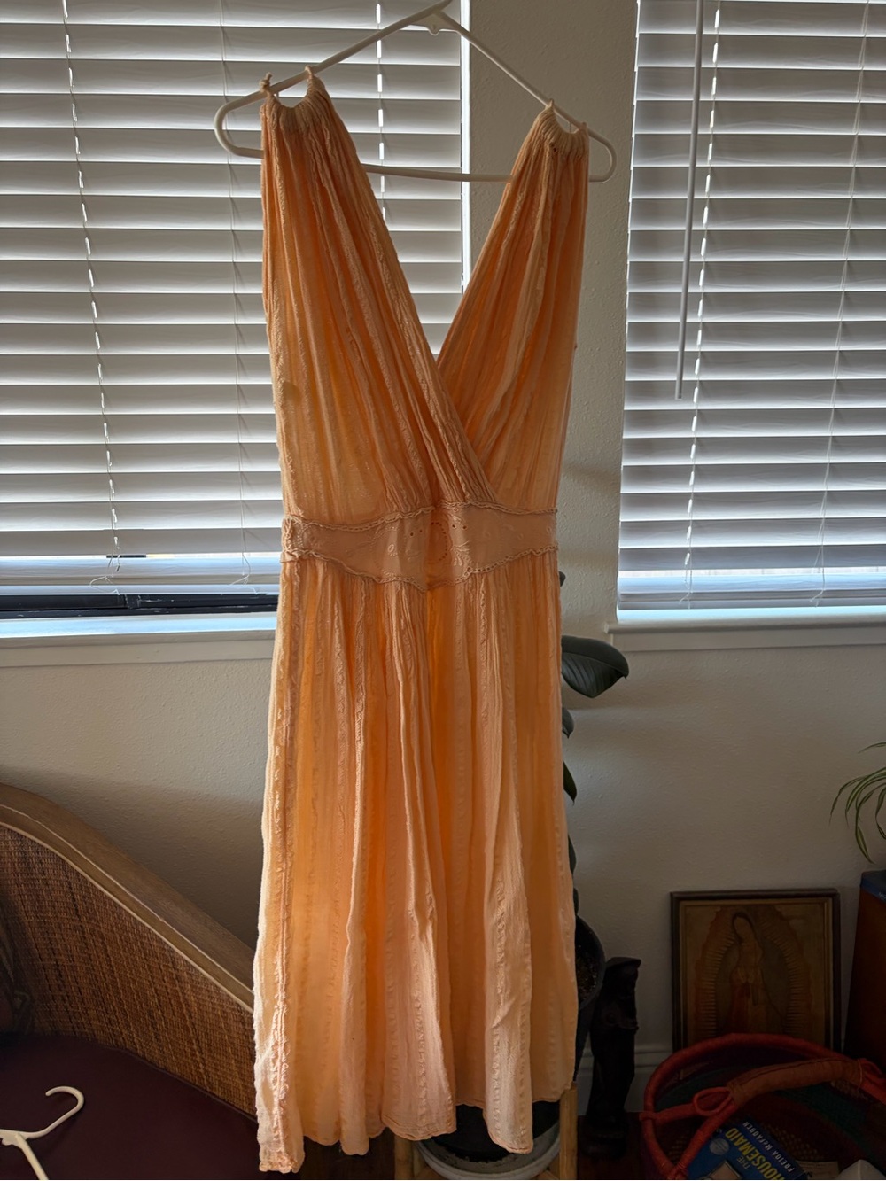 Vintage Peach V-Neck Summer Midi Dress